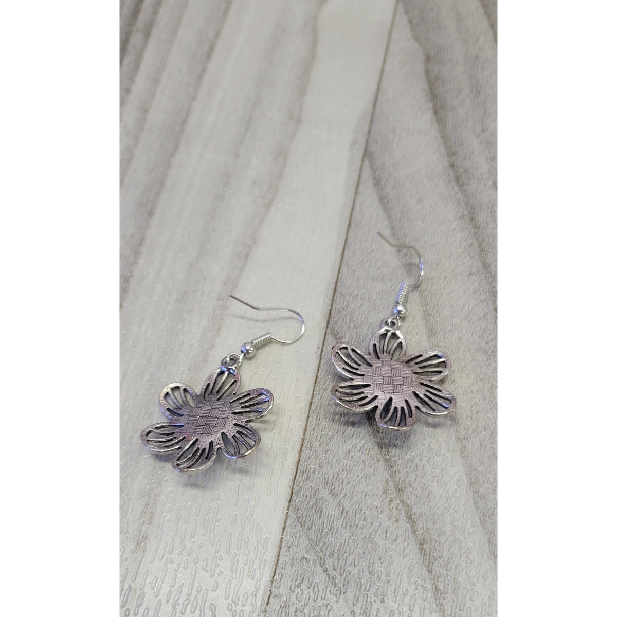 Silver and Turquoise Flower dangle earrings